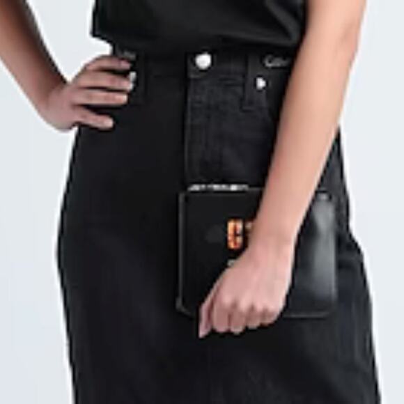 Paco Rabanne Black Kimura Edition City City Pouch - Picture 2 of 7